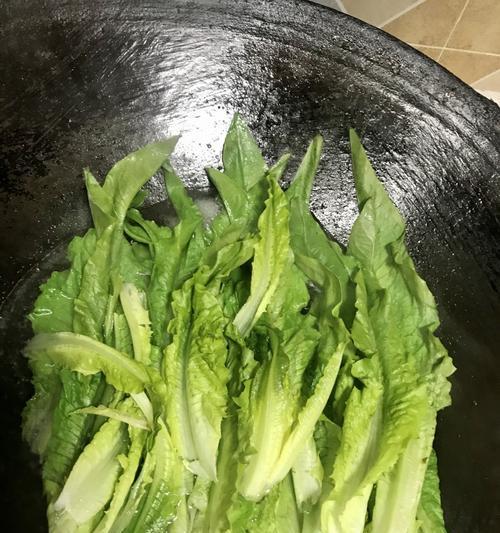 清炒苦麦菜，一道健康美味的家常菜（学会清炒苦麦菜）