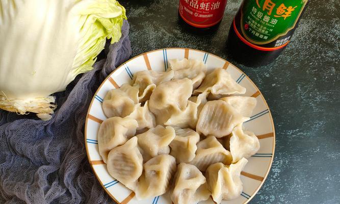 茼蒿梗蘑菇猪肉馅饺子的制作方法（自制美味馅饺）