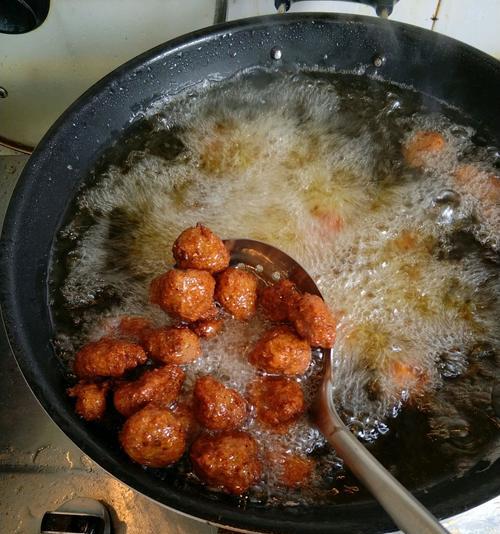 美味生煎玉米团子猪肉萝卜馅的制作方法（家常美食）  第2张