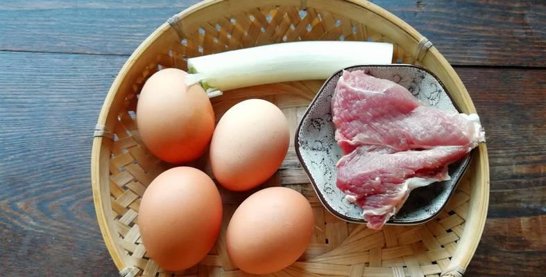 香煎卧鸡蛋的肉末配方（用肉末让卧鸡蛋更美味）